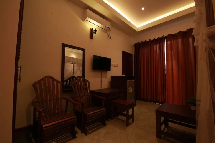Hikka Boutique