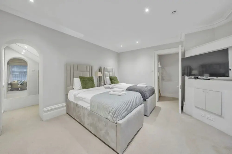 The Knightsbridge Residences