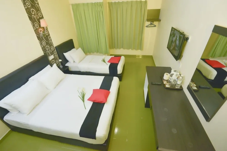 Premier Triple room