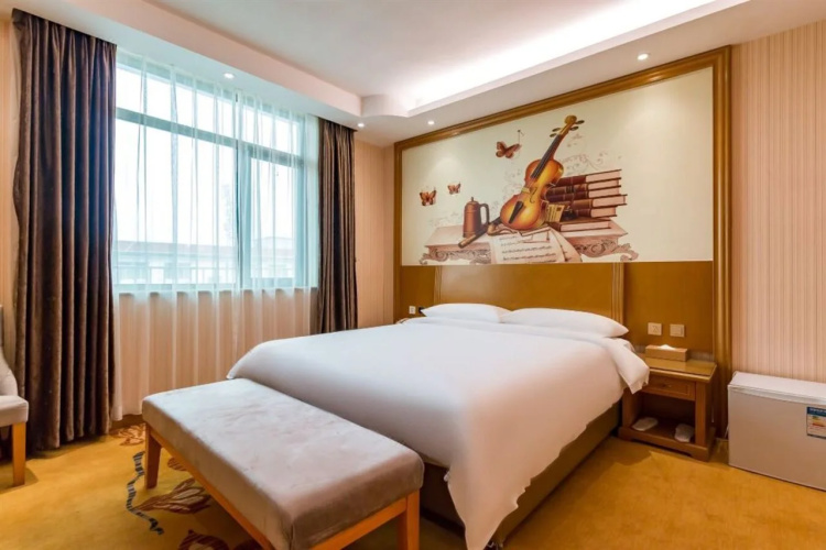 Vienna Hotel (Beijing Pinggu District Government)