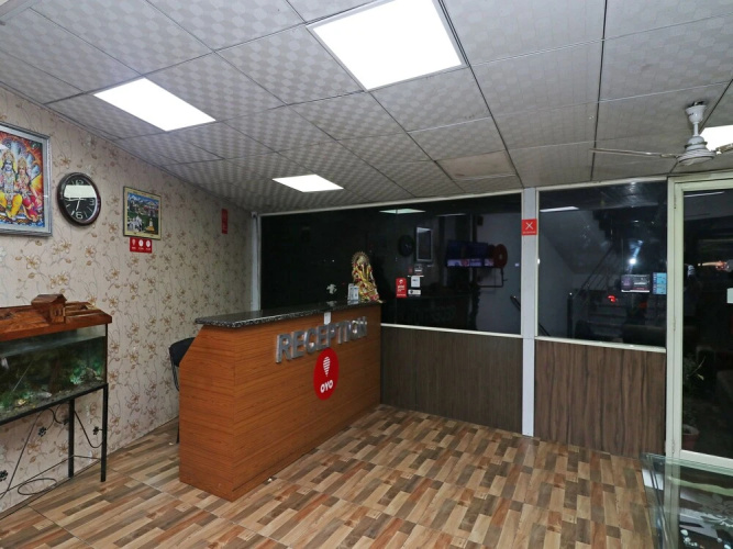OYO 5049 Hotel Doon