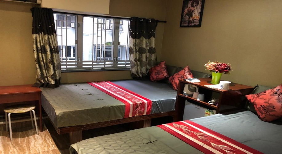 Rich Hotel