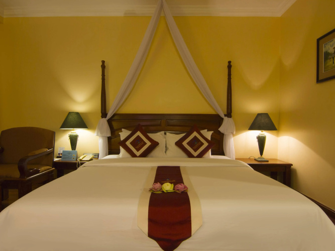 Pacific Hotel & Spa