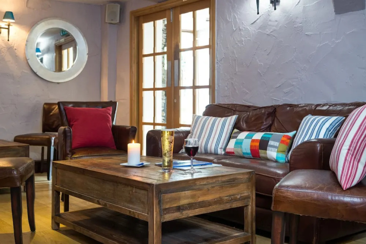 1820 Cellar Bar