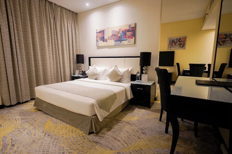 Deluxe Double Suite