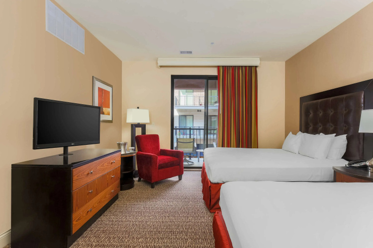 Hilton Promenade at Branson Landing