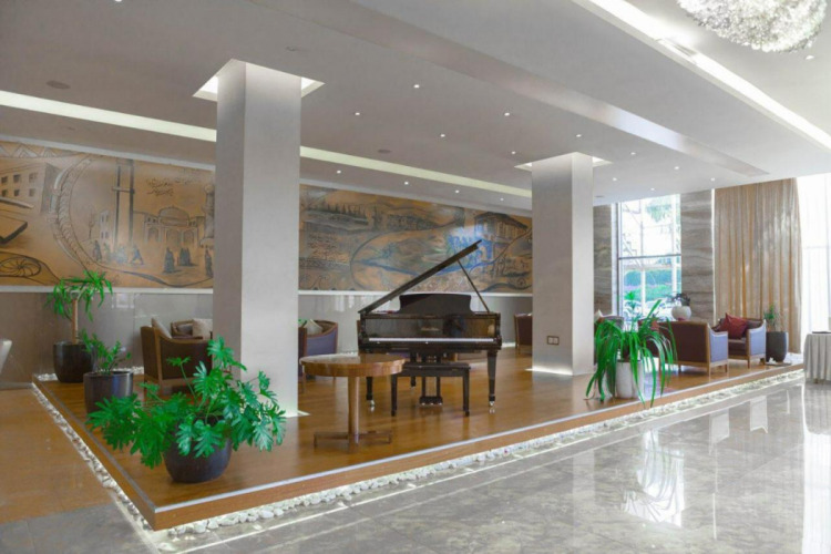 HighCrest HotelOver view