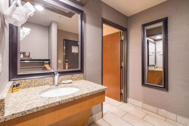 Best Western Plus GranTree Inn photo 10