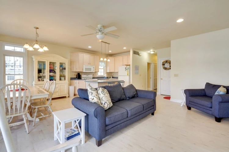 3 Bedrooms Apartment with balcony