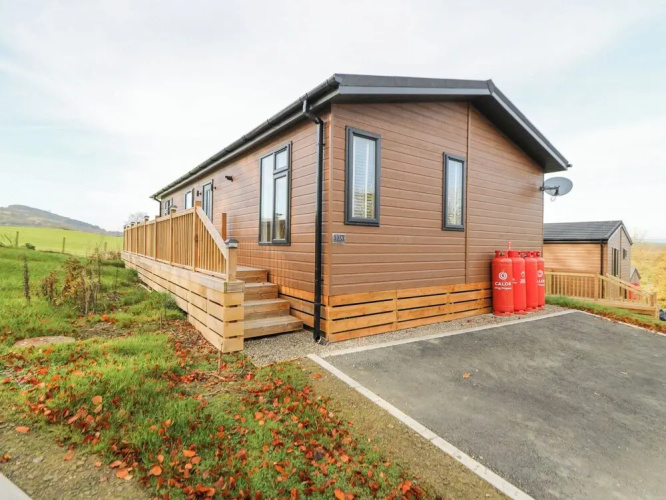 Seren Lodge