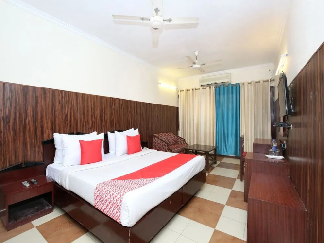 OYO 2690 Hotel Oscar Regency