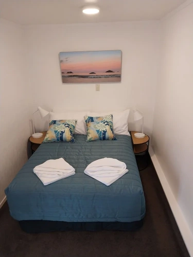 3 Bedrooms Apartment