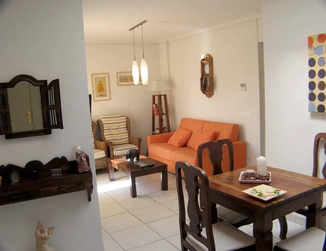 2 Bedrooms Apartment