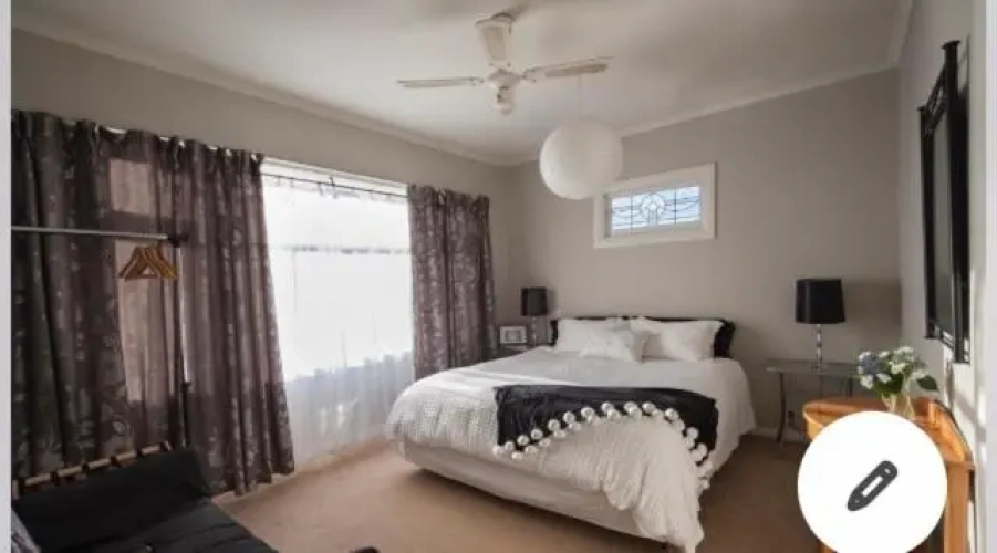 3 Bedrooms Apartment