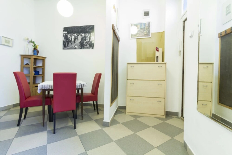Fanesca Apartment