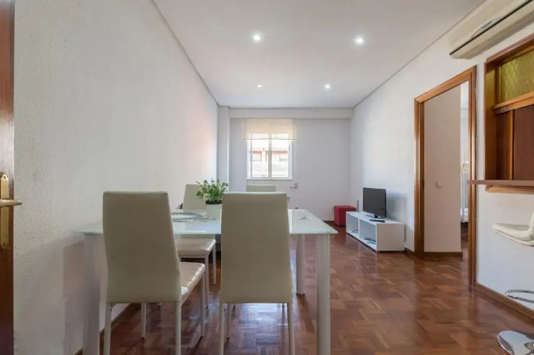 Vallehermoso Apartments