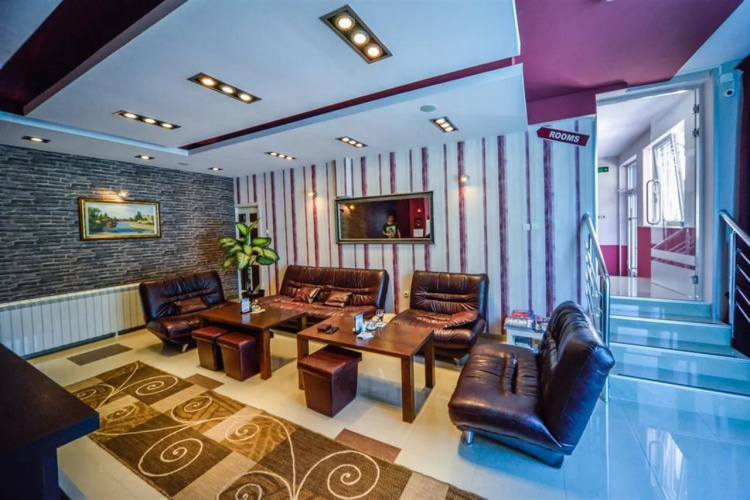 Garni Hotel 018 In
