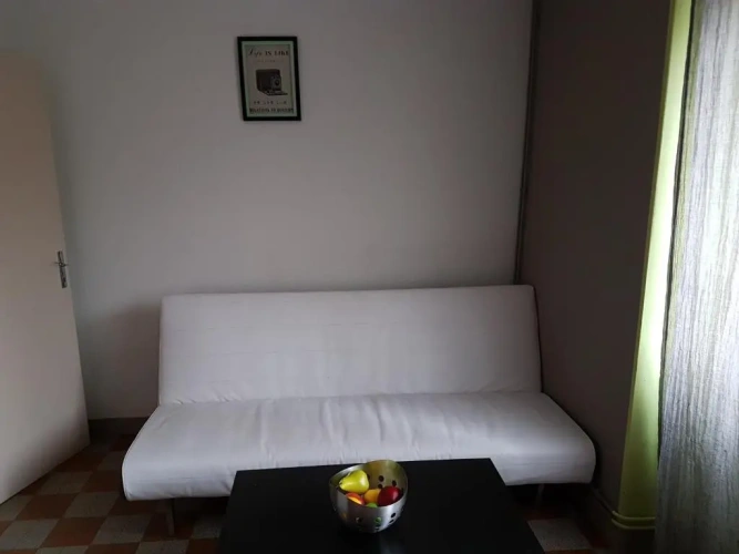 2 Bedrooms Cottage