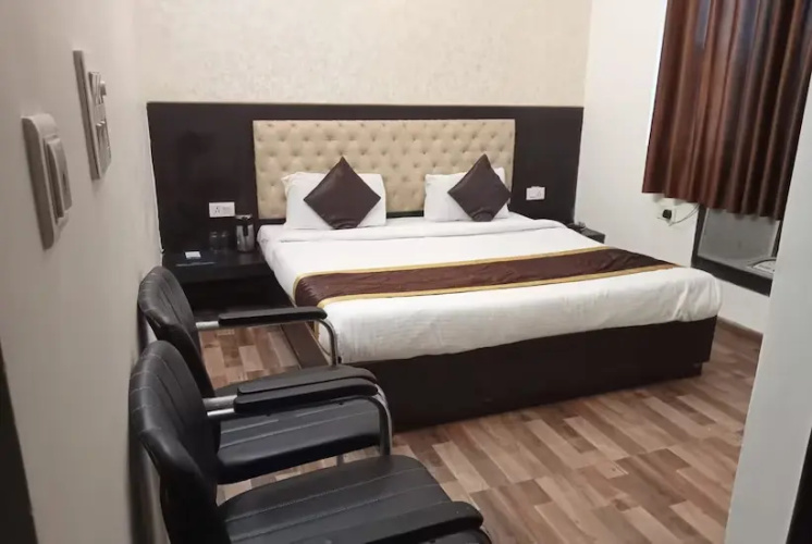 Hotel Sparsh by Clark’s collection