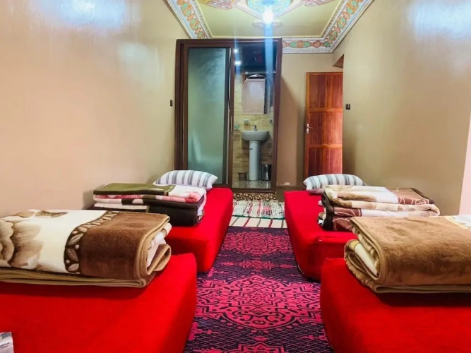 1 Bedroom Standard Quadruple Family room