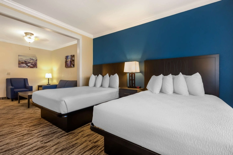 Quadruple Suite