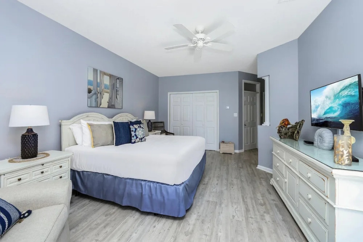 Northshore 960/960A* (2G) - 3BR 3BA - (8)