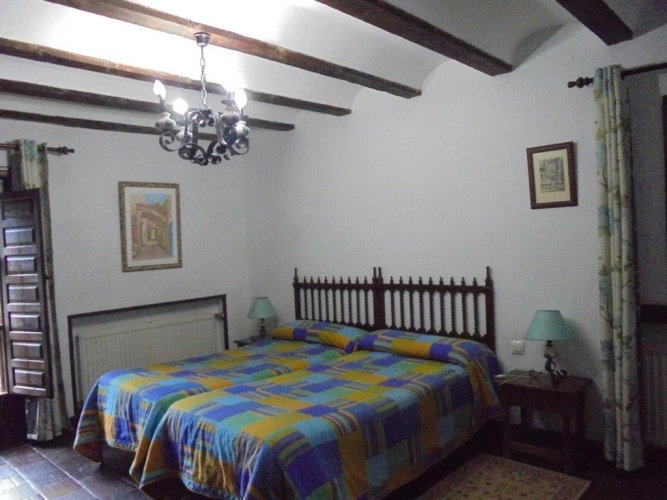 2 Bedrooms Cottage