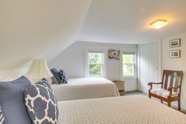 3 Bedrooms Cottage