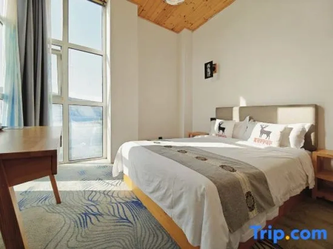 Family Suite with lake view