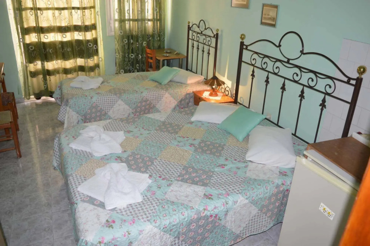 Hermoupolis Rooms
