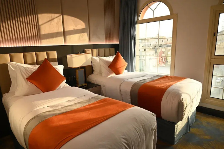 Aman Hotel ALmaali