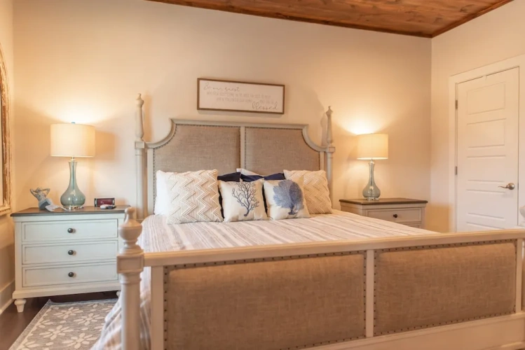 3 Bedrooms Studio