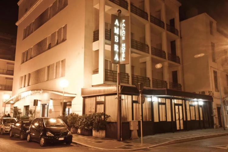 Phi Hotel Ambra