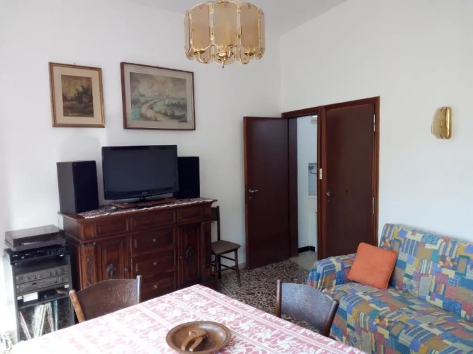 3 Bedrooms Apartment
