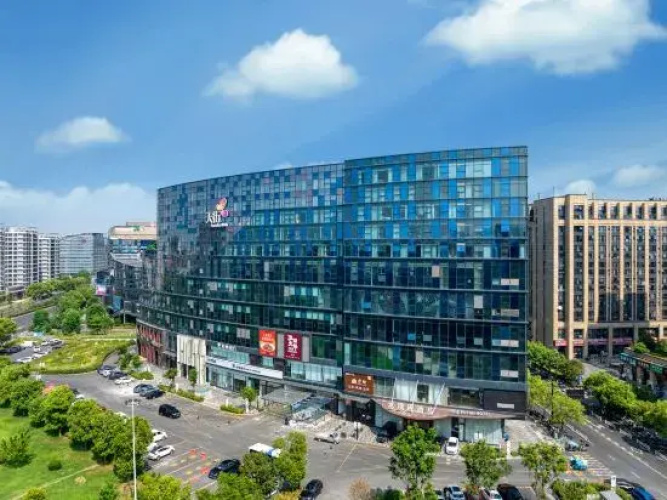 Imaki Skyline · Hotel Apartment(今喜Skyline·公寓（客运中心地铁站国芳天街店）)