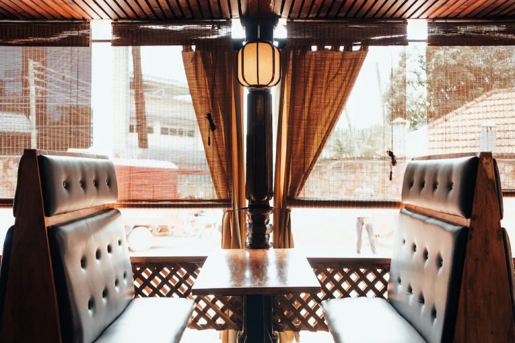 Yushili Hotel & Restaurant