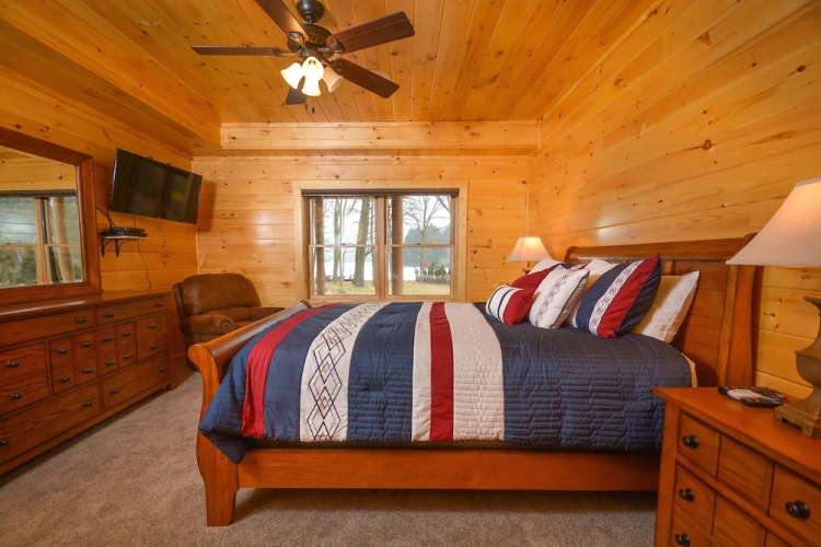 Man Haus 4 Bedroom House