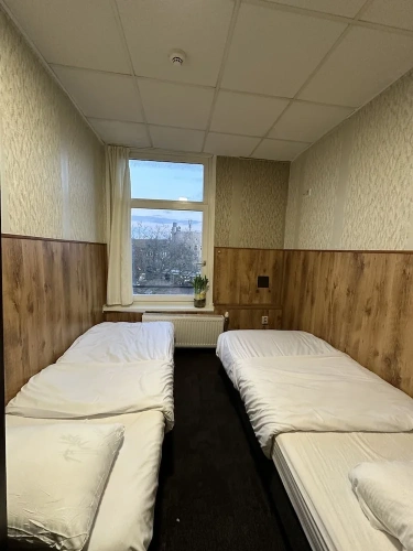 Economy Twin room with city view