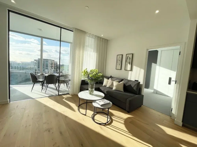 Club Apartment with balcony and with city view