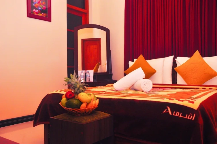 Deluxe Single room with balcony and with garden view