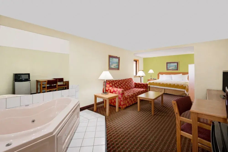 Days Inn Fort Dodge