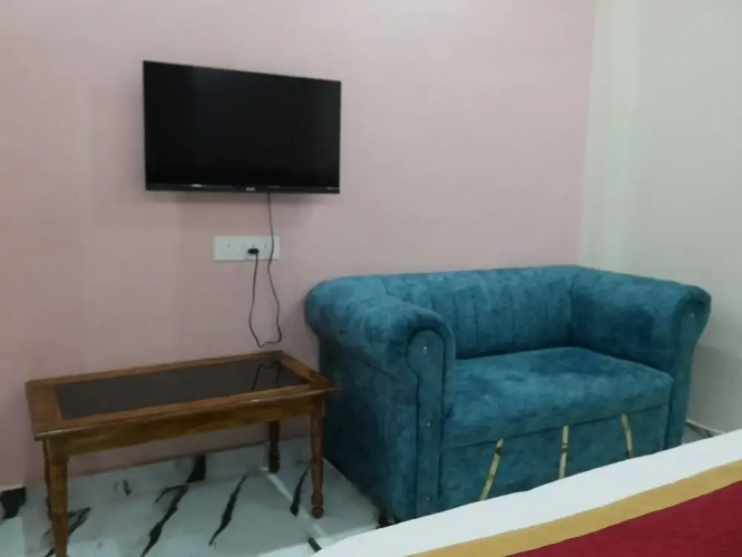 Hotel AyushMan Inn