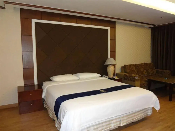 钻石酒店(Diamond Hotel)