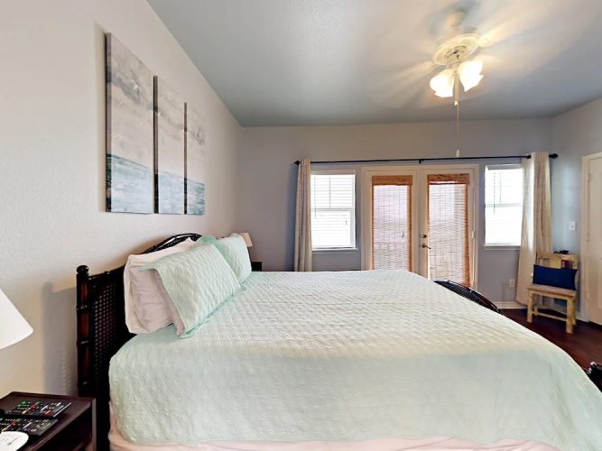 Coconutties - Three Bedroom Condo