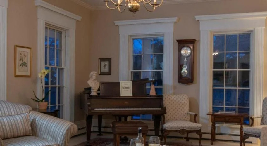 Liberty Hill Inn