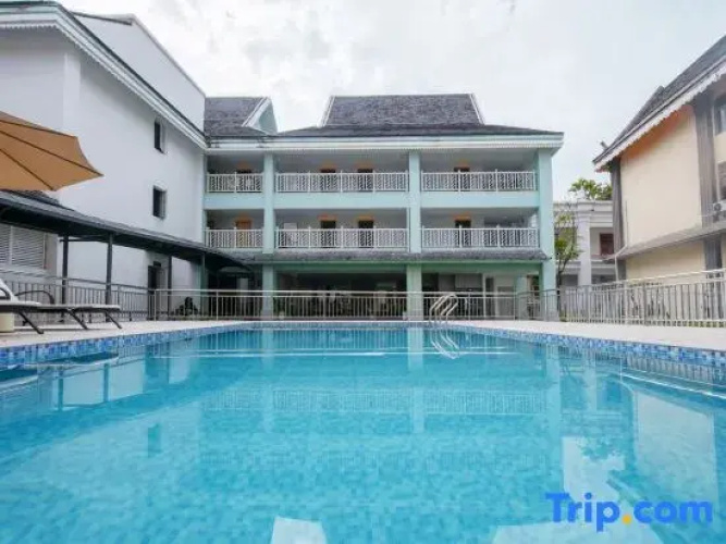 Platinum Hotel
