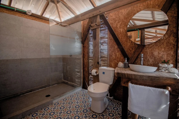 Watú Kite House