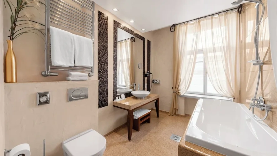 Double Suite