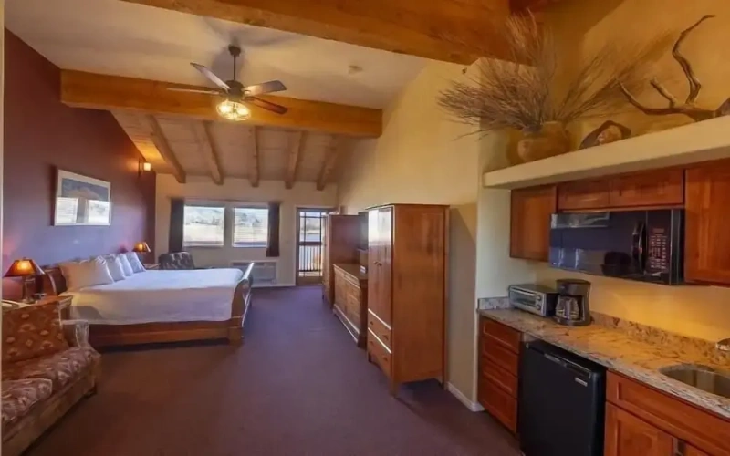 Deluxe Single room with balcony and with lake view