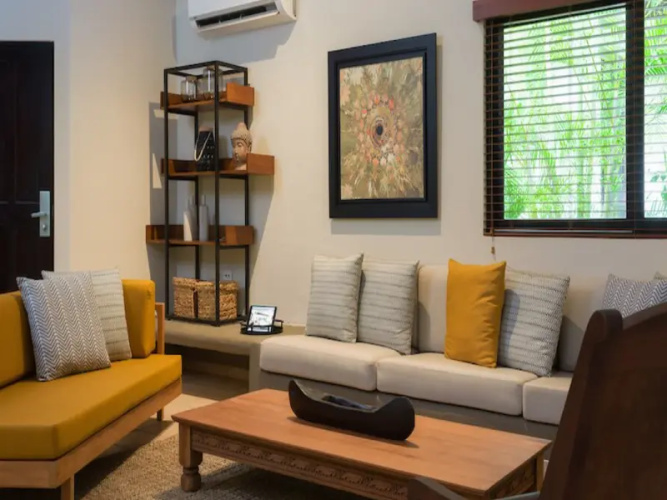 2 Bedrooms Villa